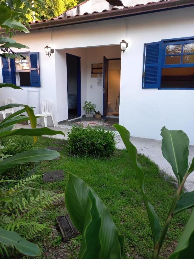Edícula Simples, prático e ideal Ilhabela Esterno foto