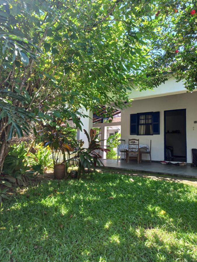 Edícula Simples, prático e ideal Ilhabela Esterno foto