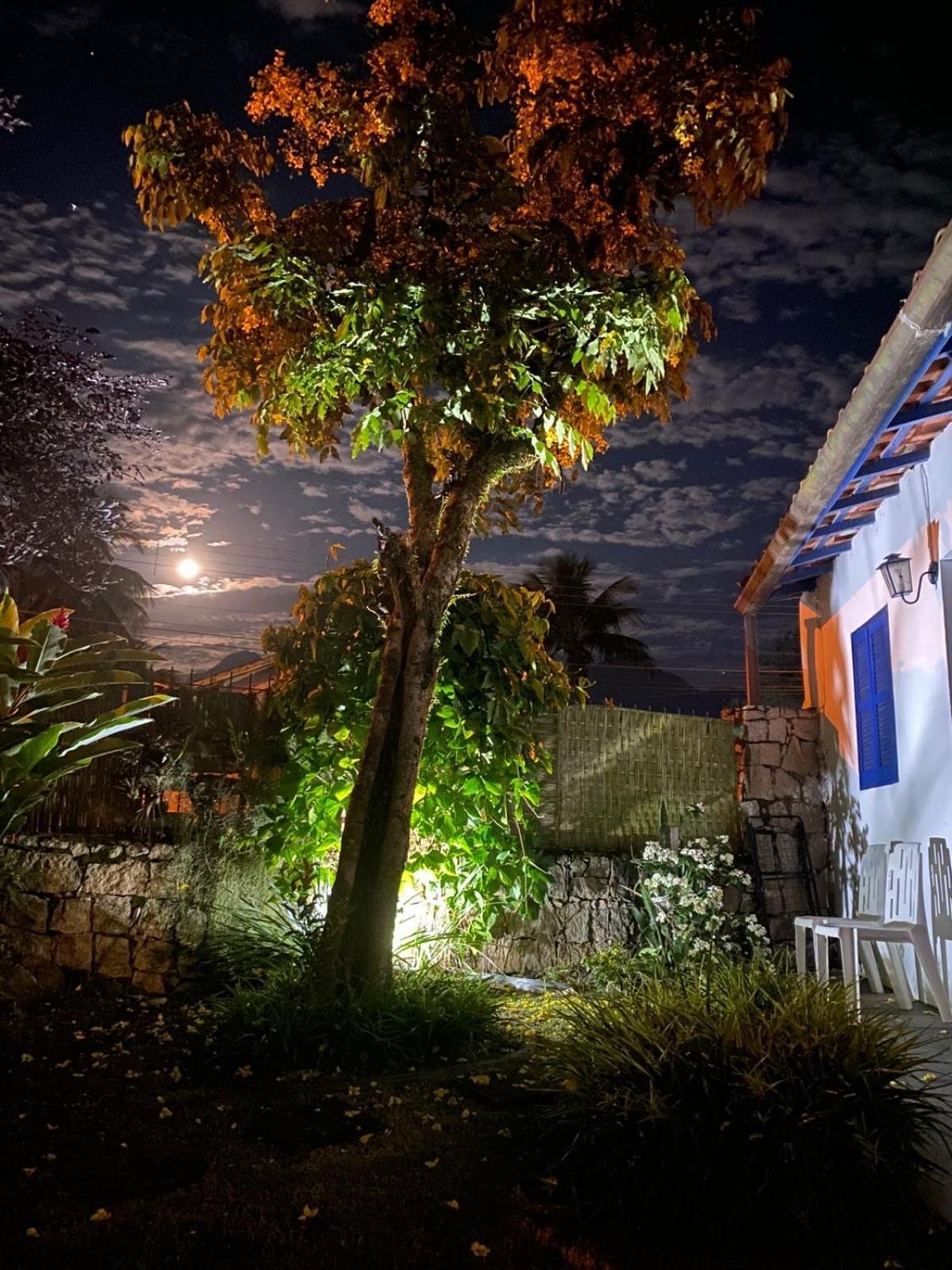 Edícula Simples, prático e ideal Ilhabela Esterno foto